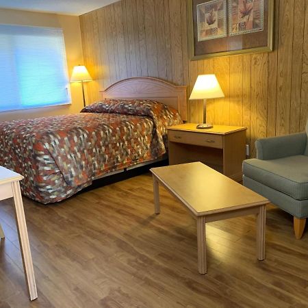 Green View Motel And Rv Park Гринвуд Экстерьер фото